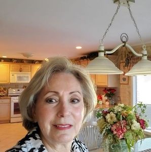 Meet your Posher, Alba